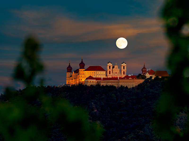 Stift Göttweig bei Vollmond, Foto von Alexander Pfeffel